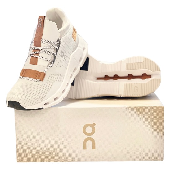 cloudnova form womens